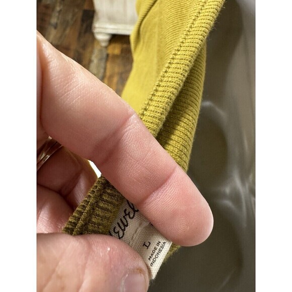 Madewell Green Ribbed Henley High Crop T Shirt Size L - Picture 6 of 7